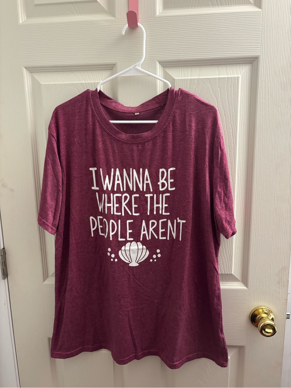 Women's Maroon Graphic Tee - I Wanna Be Where The People Aren't 2X